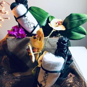 Elegant Nine Black Thong Style, High Heel Footwear.